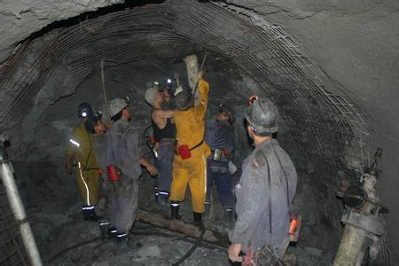 治多工程爆破中的危险因素分析以及应对工程爆破危险的措施